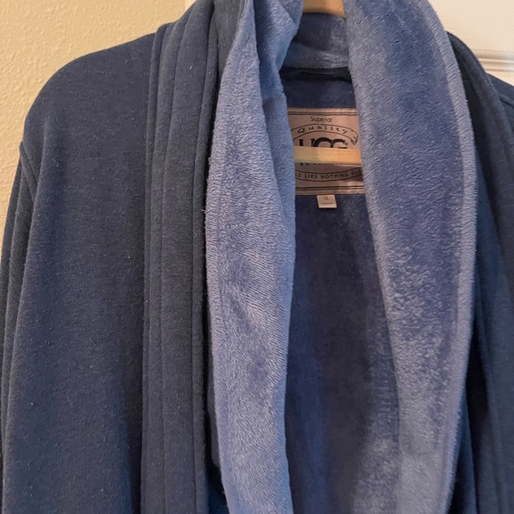 Ugg Blue Plush Robe plus Pants (great lounge set) - Picture 6 of 15